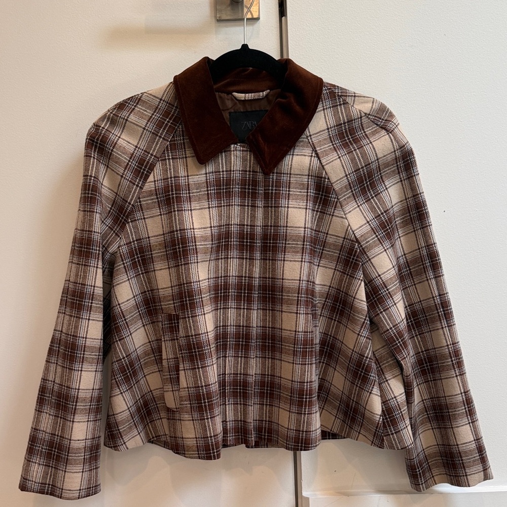 Zara Brown & Cream Plaid Cape Jacket with Dark Brown Collar